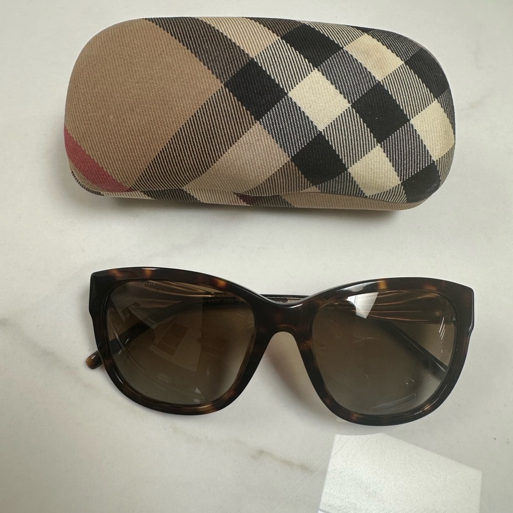 BURBERRY leopard polarized sunglasses
